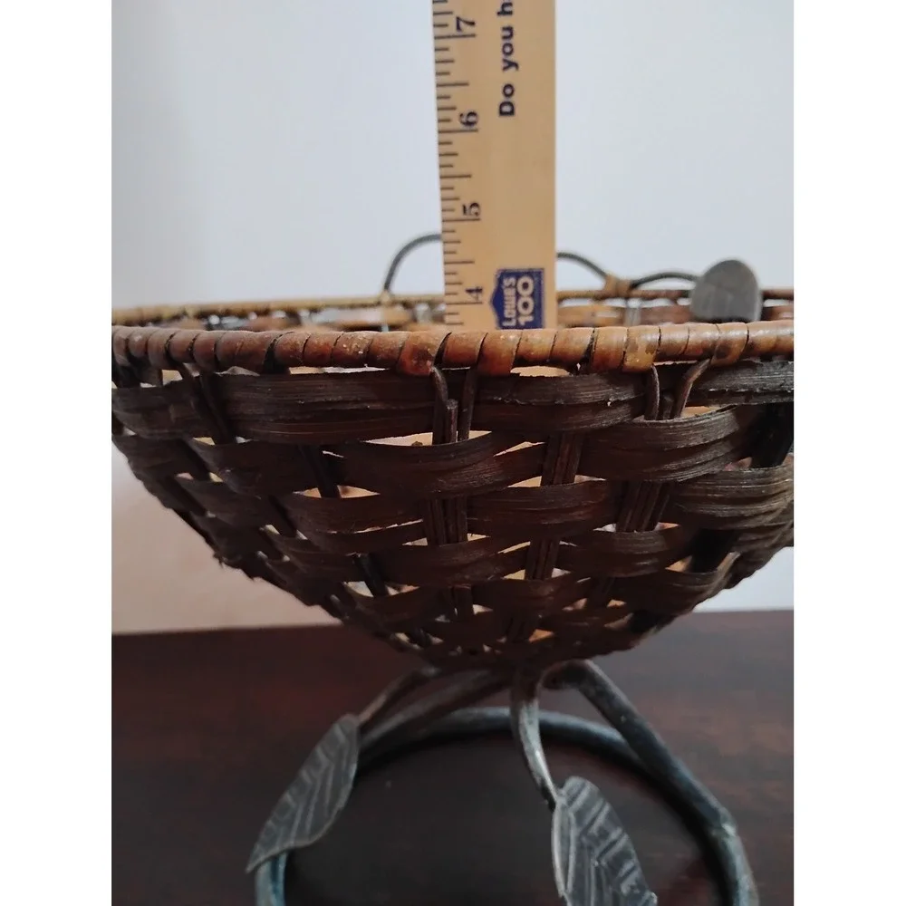 Rustic Woven Wicker FruitBasket Metal Pedestal Base Leaf Detail Centerpiece Bowl